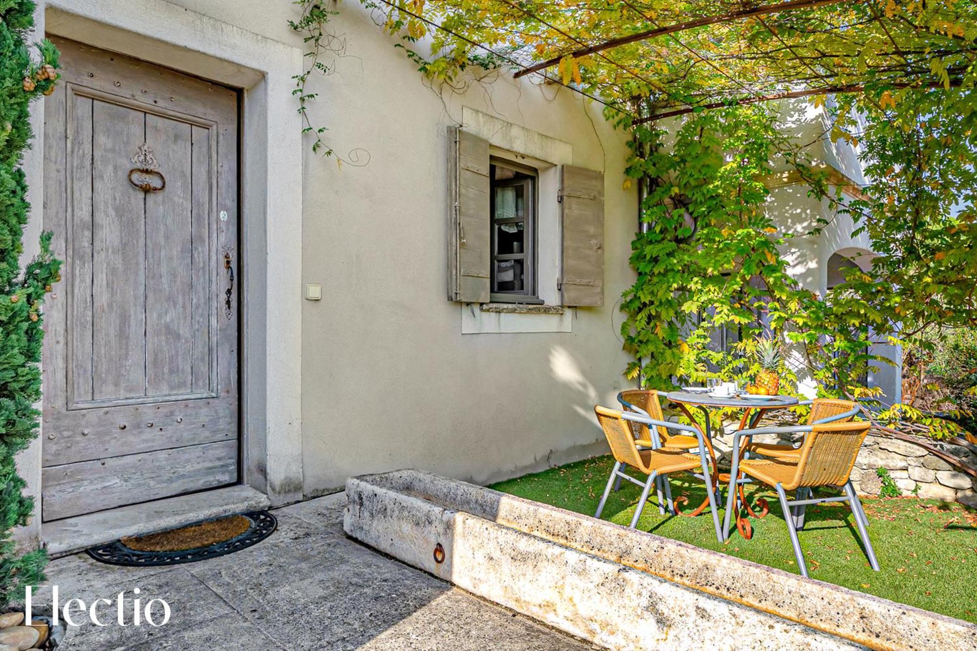 Residence Les Petitons Oppède Zewnętrze zdjęcie